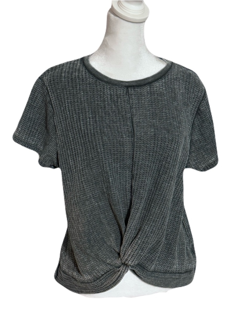 True Craft Waffle Knit Twist Front Top – Junior XL – Short Sleeve